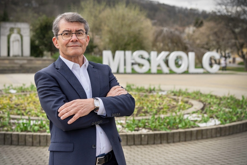 Barkai László