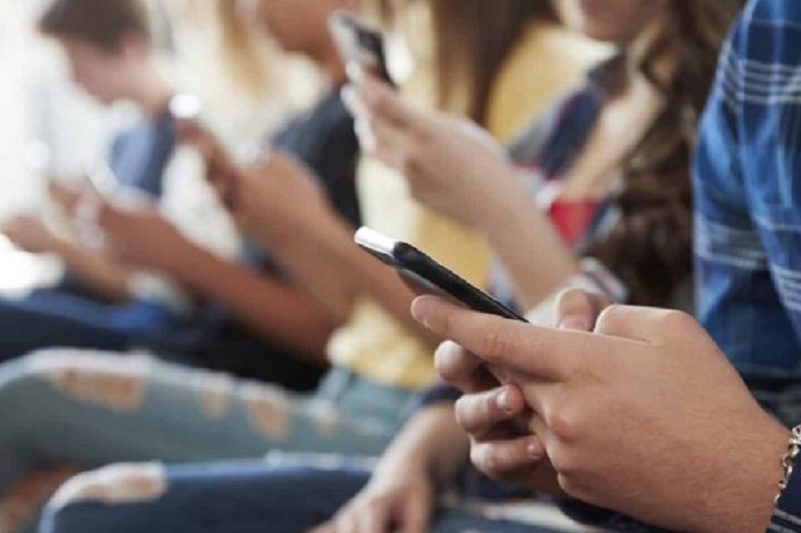 mobiltelefonálók